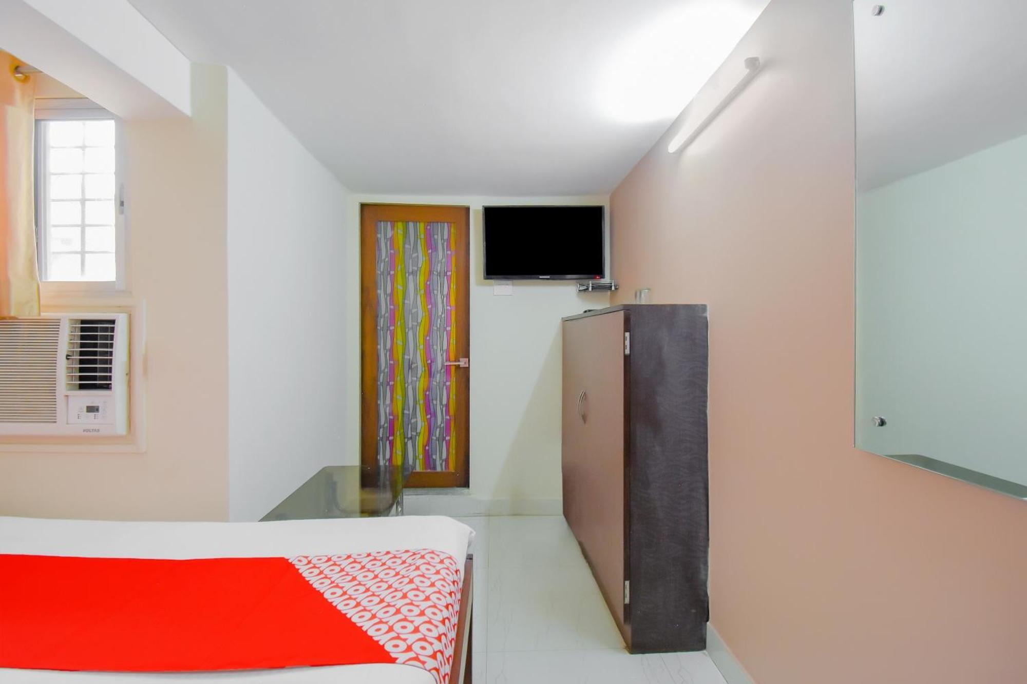OYO 79928 Lindsay Inn Guest House Calcutta Calcutta Bara Bazar Exterior foto